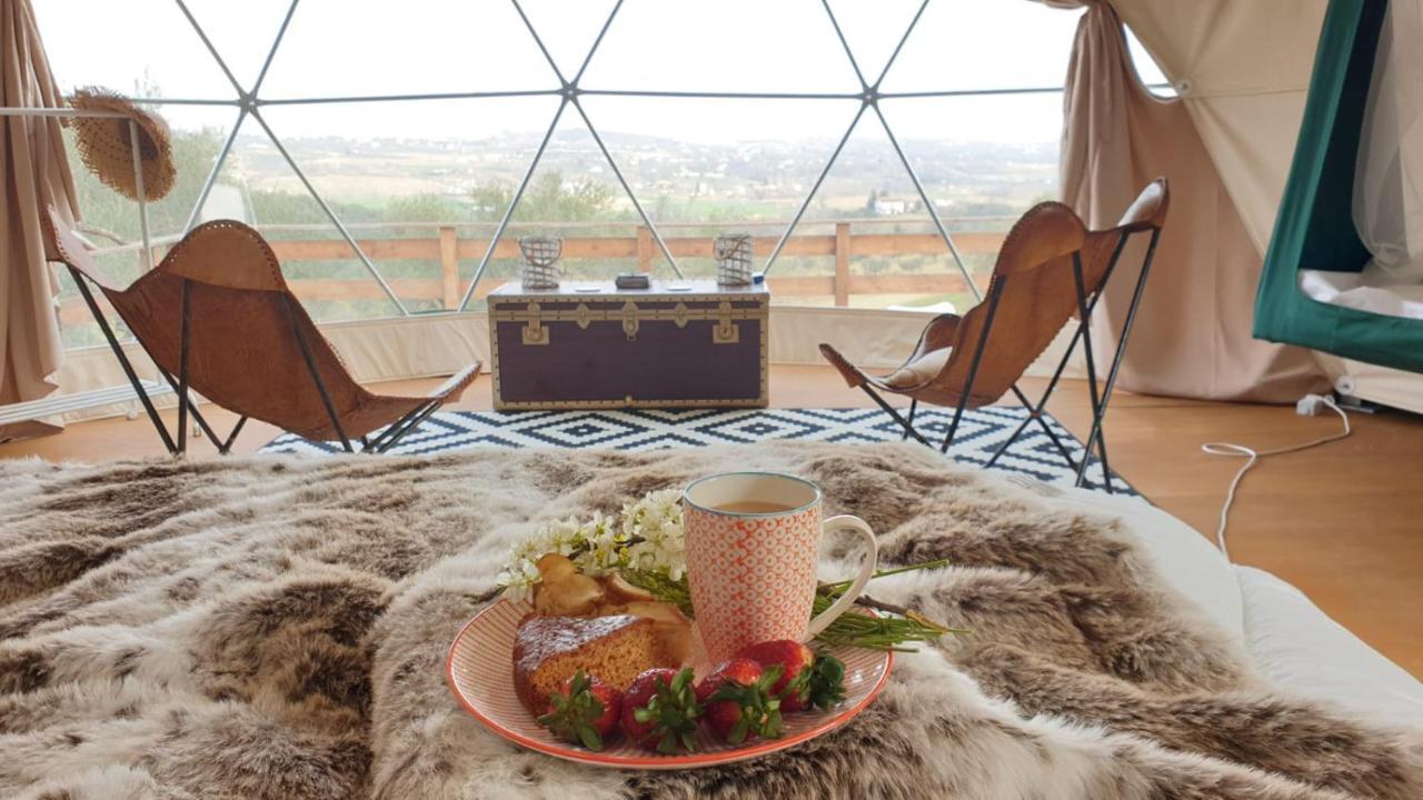 Cerchio Del Desiderio Glamping Retreat Hotel เปสการา ภายนอก รูปภาพ
