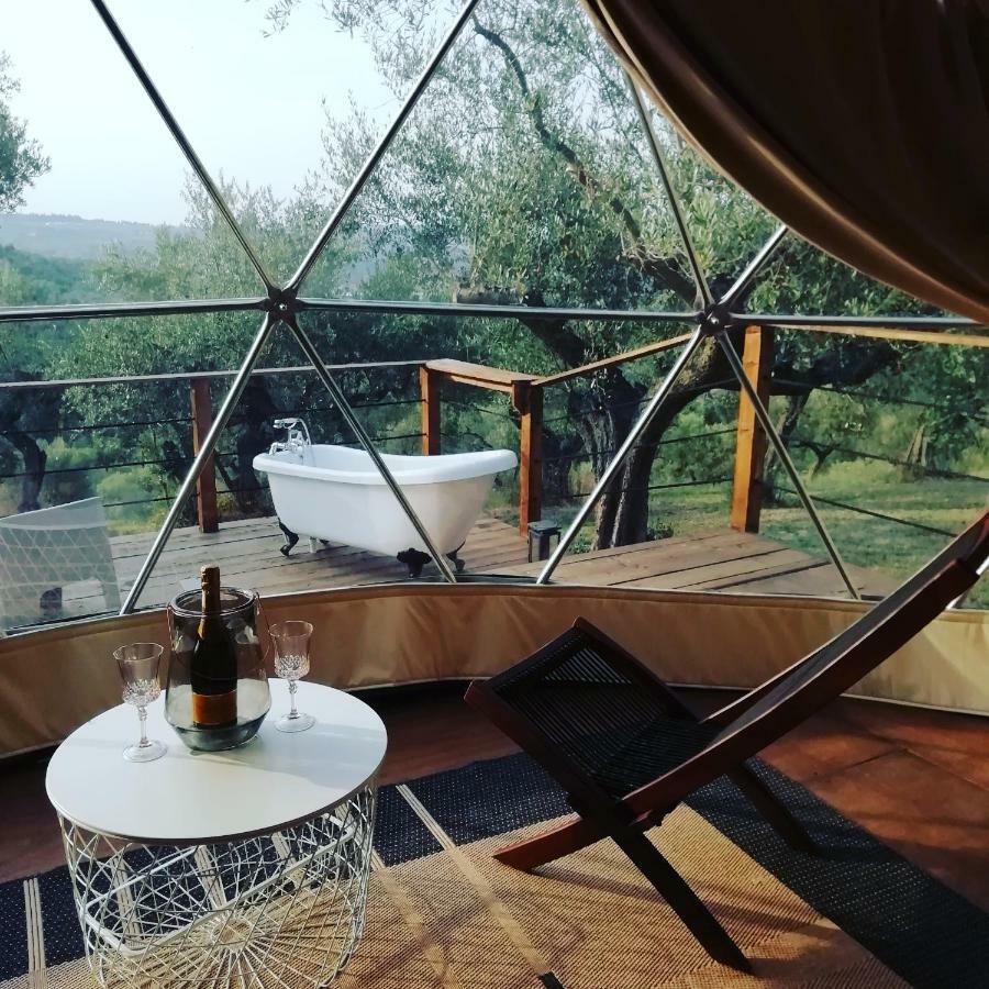 Cerchio Del Desiderio Glamping Retreat Hotel เปสการา ภายนอก รูปภาพ