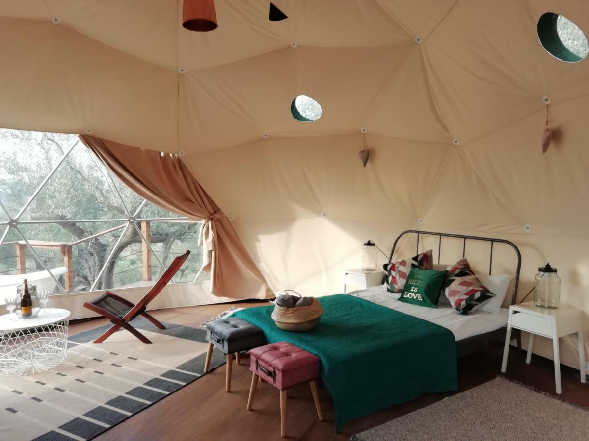 Cerchio Del Desiderio Glamping Retreat Hotel เปสการา ภายนอก รูปภาพ