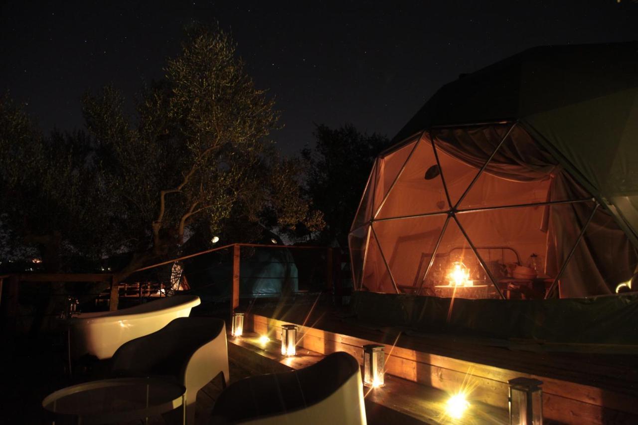Cerchio Del Desiderio Glamping Retreat Hotel เปสการา ภายนอก รูปภาพ